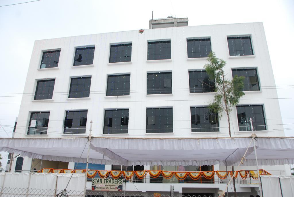 Lodge Neem Tree Hyderabad Airport Shamshabad